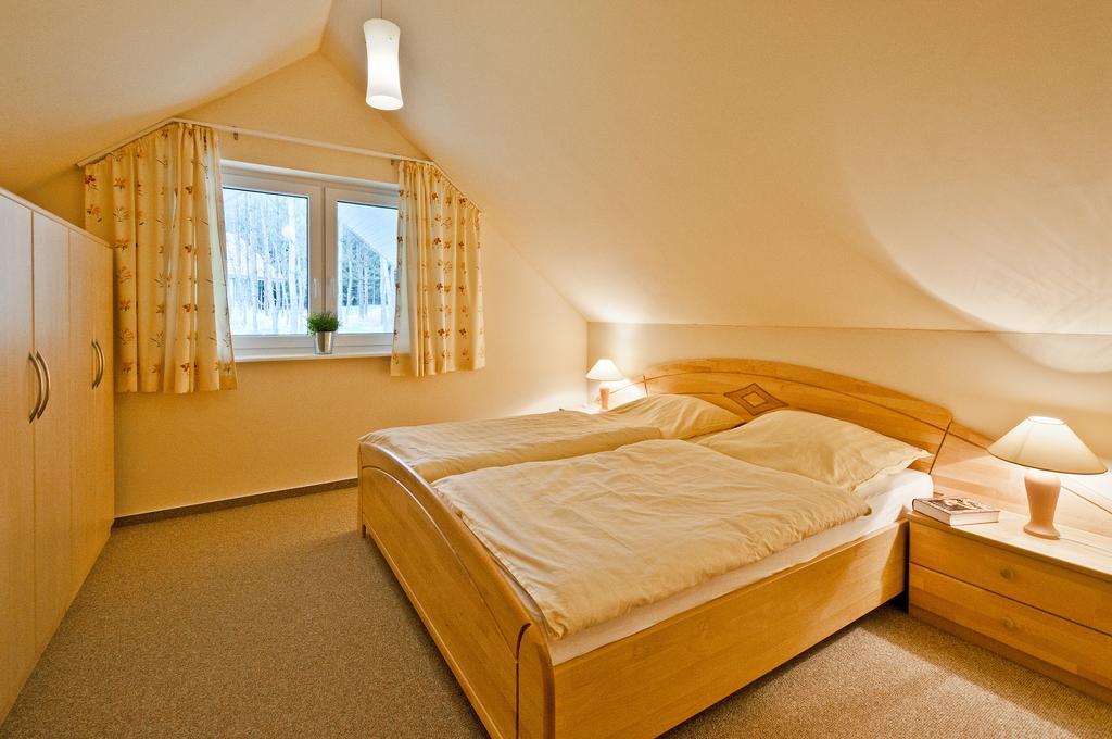 Camping-Und Ferienpark Havelberge Gross Quassow Cameră foto
