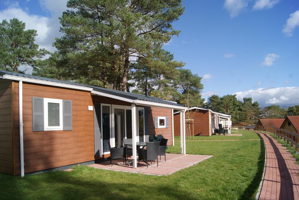 Camping-Und Ferienpark Havelberge Gross Quassow Exterior foto